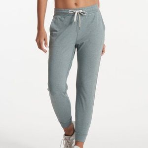 Vuori Performance Joggers